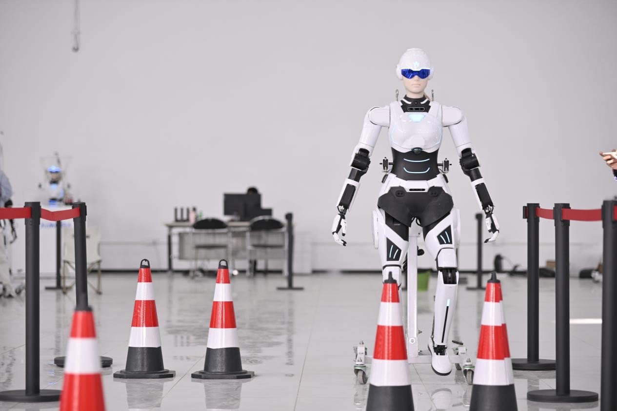 Chery AiMOGA Robotları-2.jpg